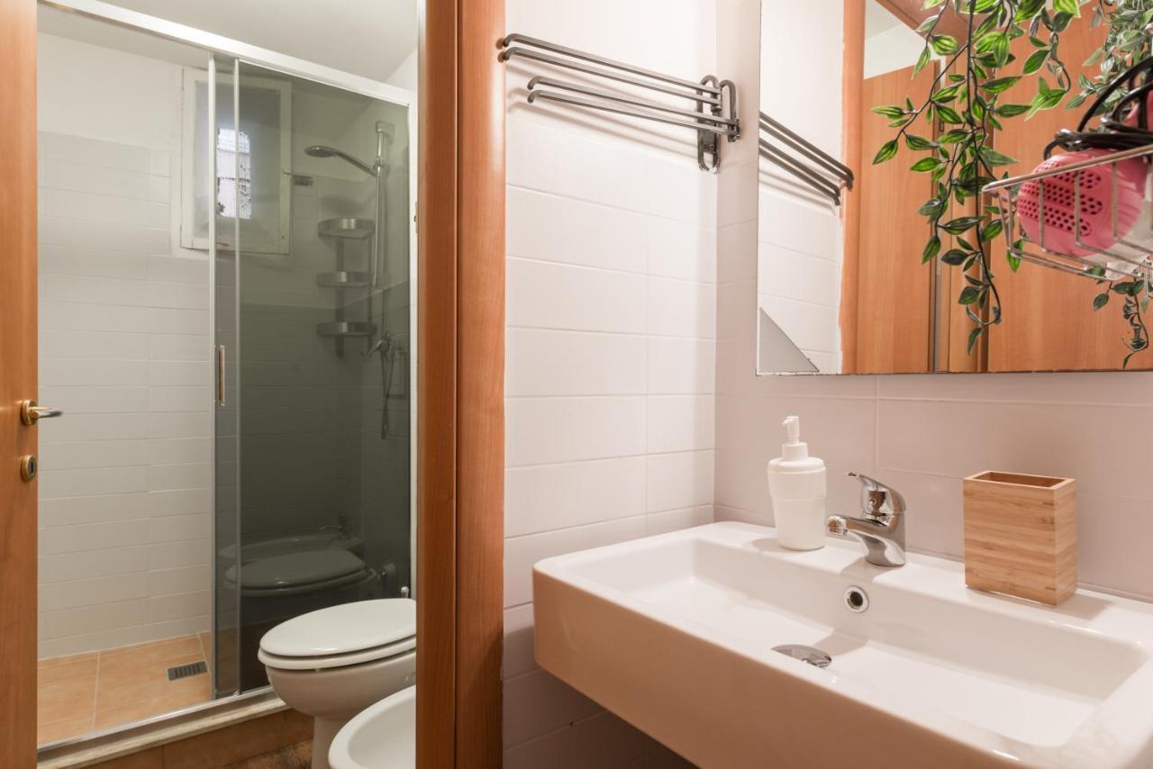 Duplex Montoro Apartment โรม ภายนอก รูปภาพ