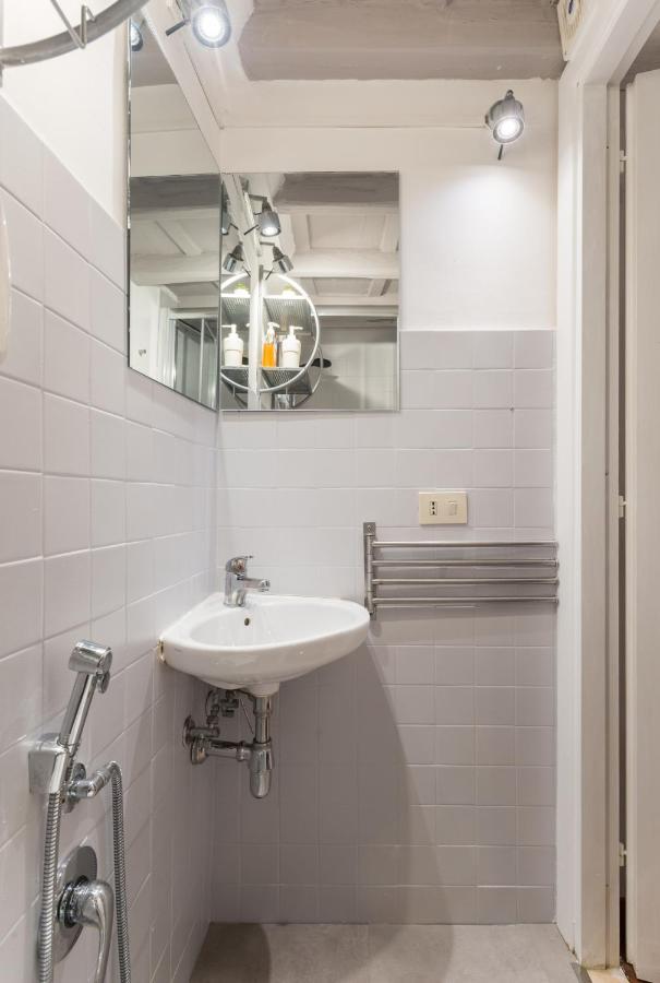 Duplex Montoro Apartment โรม ภายนอก รูปภาพ